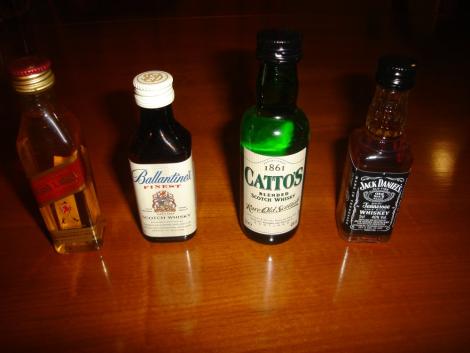 DSC04460_whiskies.jpg