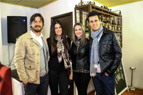 Gonzalo_Fele-Natalia_Torres-Paula_Grassi-Diego_Rivarola.jpg