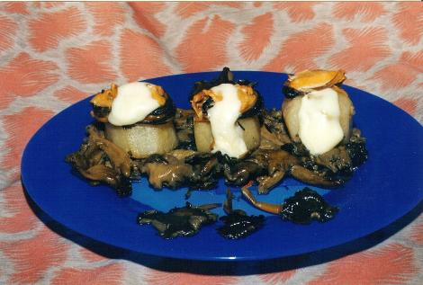 Mejillones_gratinados_con_angulas_de_monte.jpg