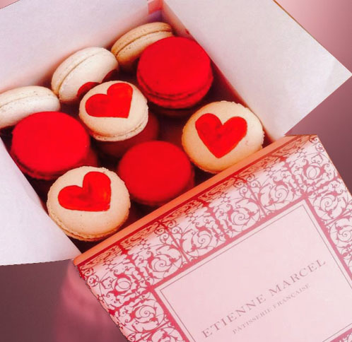 macaron_caja_de_15_corazon.jpg